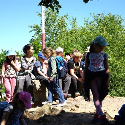 Jane Goodall nyomában a Jane Goodall tanösvényen 05.14.